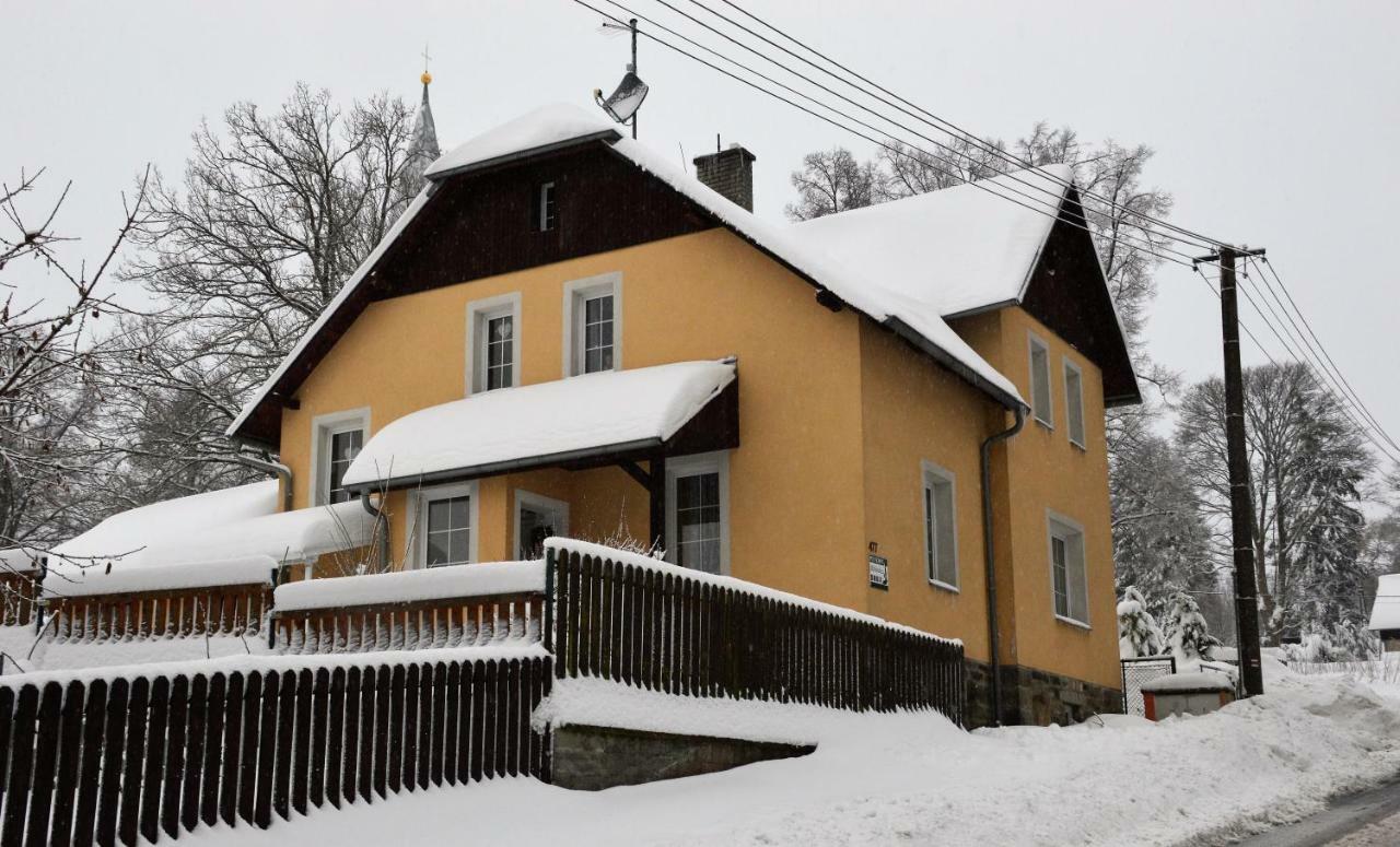 Penzion pod Kostelem Schwaderbach Exterior foto